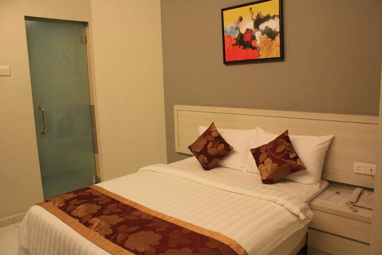Aurora Hotel Malacca Екстер'єр фото