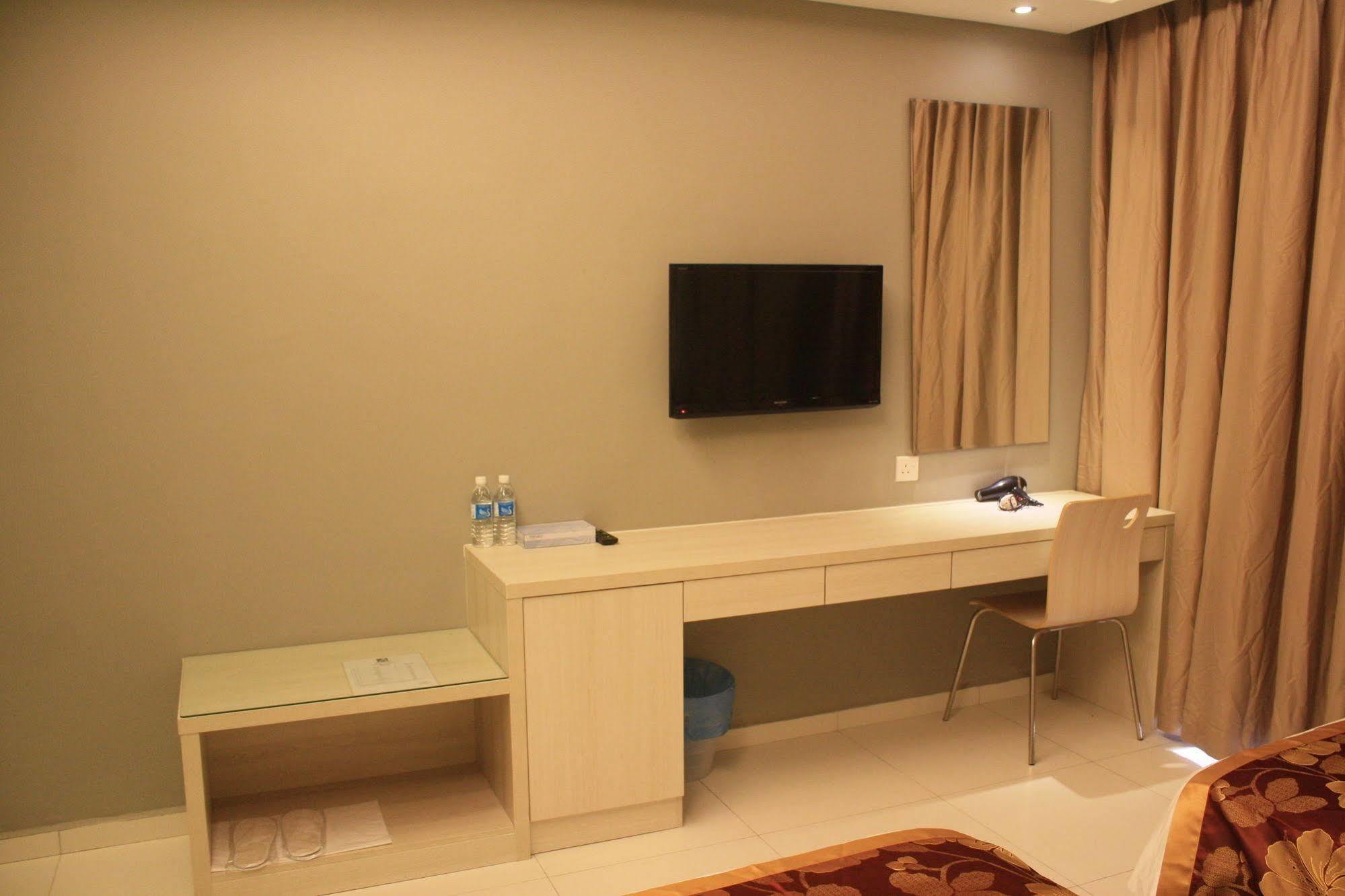 Aurora Hotel Malacca Екстер'єр фото