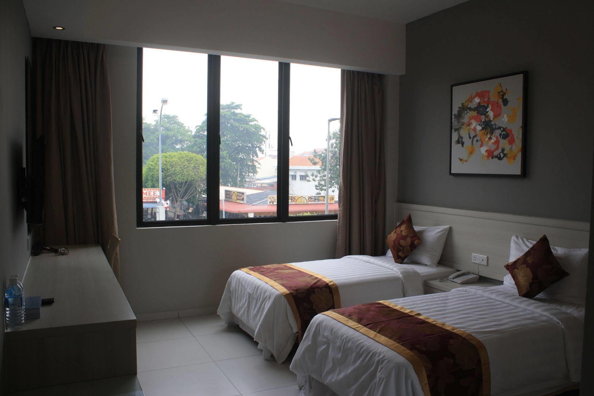 Aurora Hotel Malacca Екстер'єр фото