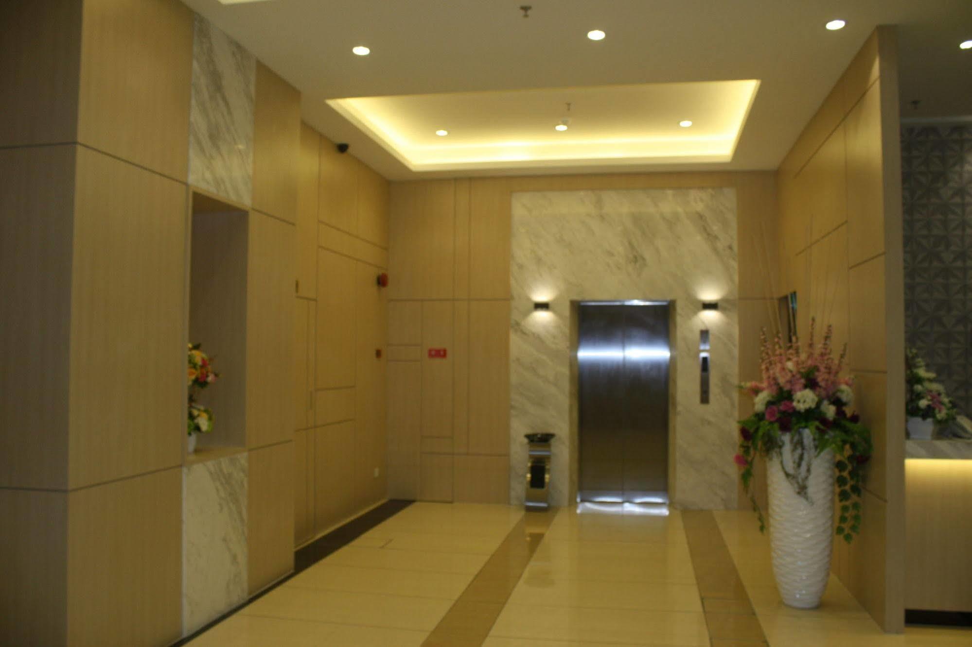 Aurora Hotel Malacca Екстер'єр фото