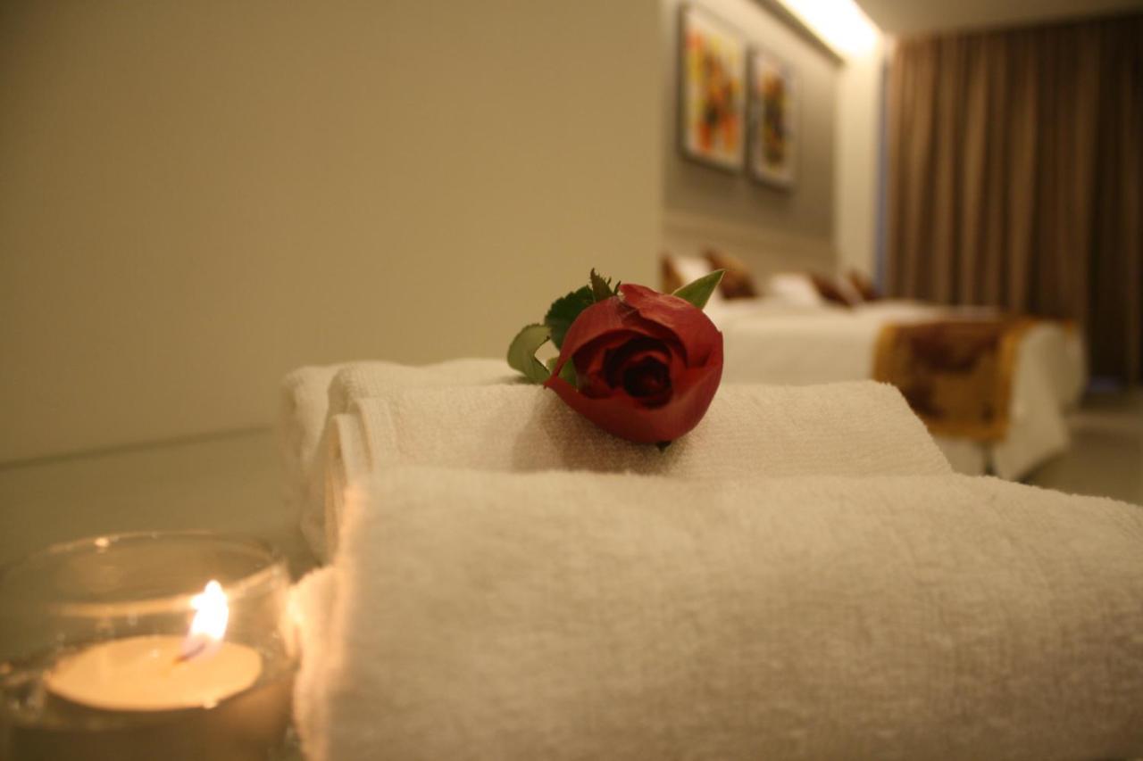 Aurora Hotel Malacca Екстер'єр фото