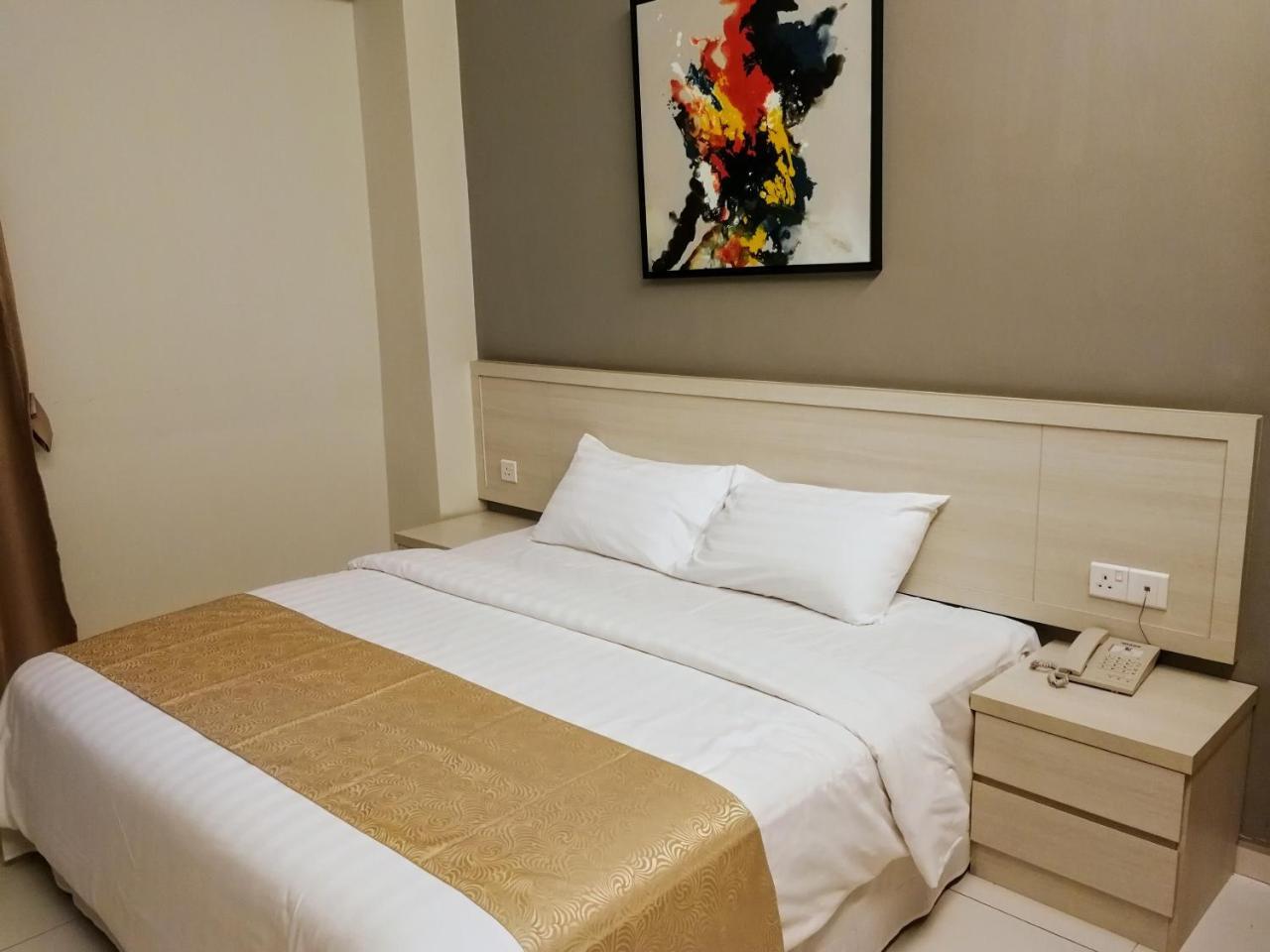 Aurora Hotel Malacca Екстер'єр фото