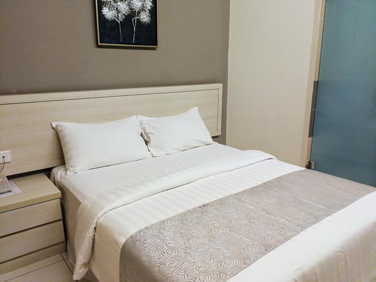 Aurora Hotel Malacca Екстер'єр фото